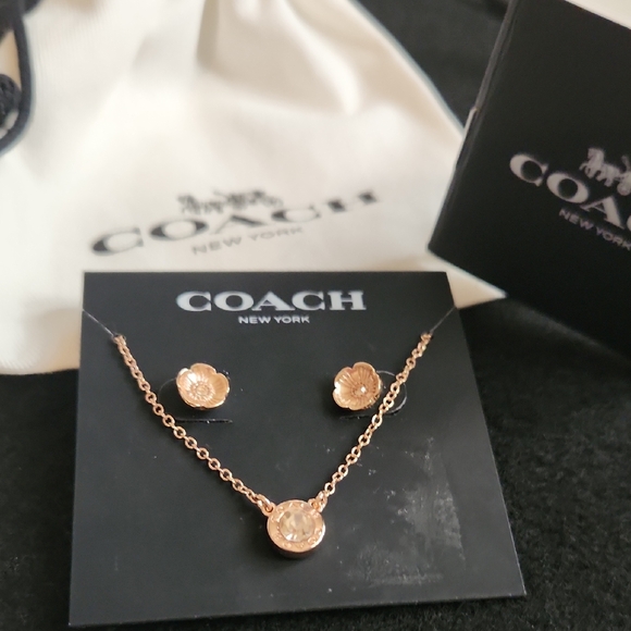 Coach Rose Gold Floral Necklace Set - Picture 1 of 6